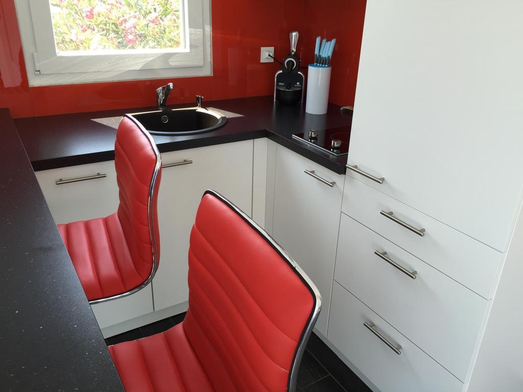 Apartments Svetec Vir Bilik gambar